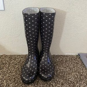 Like new UGG rain boots